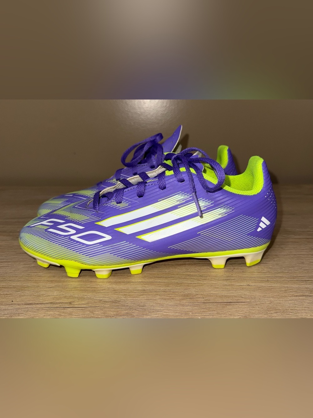 ADIDAS Kids Soccer Cleats in Purple and Neon Yellow. Size 4.